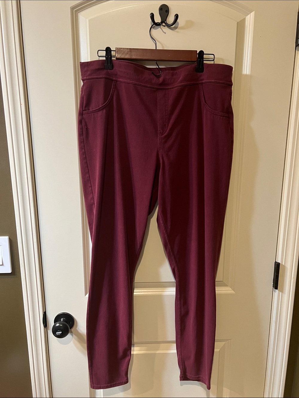 💲2💲if BUNDLED  3 or more $2 items  Women's Pull-On Leggings in H376